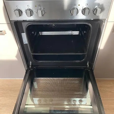 Sali - Am Ziegelhof Komplett Saniert, Grosse Terrasse, Schnelles Wlan, Streaming Apartment *